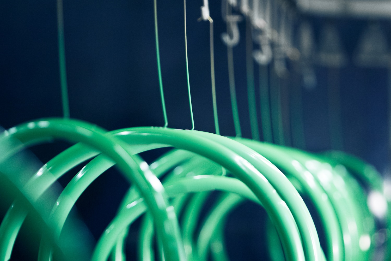 Summanen Oy jauhemaalaus, pulverimaalaus, metallin maalauspalvelu, metallin pintakäsittely