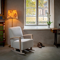 Summanen Oy tuotemerkki Alastekin hoivakalusteet